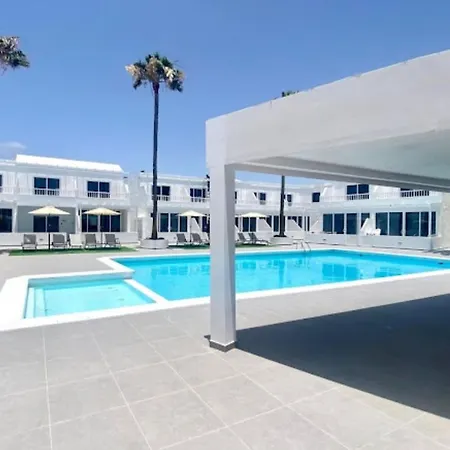 Volvoreta - Pool View- Good Wifi - Smart Tv - Atlantic View דירה *